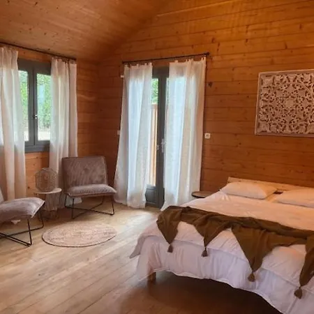 בית נופש Le Du Causse *